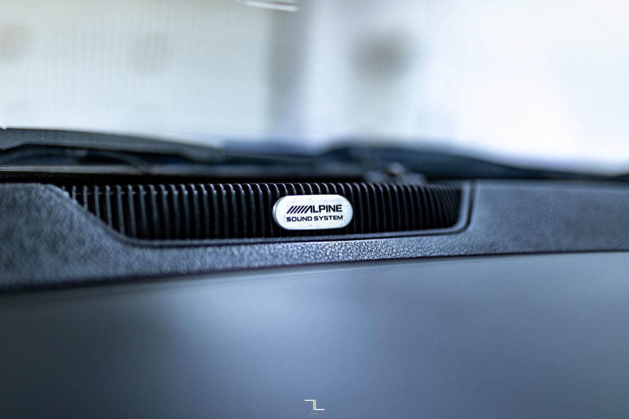 2016 Ram 2500 4x4 Crew Cab Laramie Diesel Leather Roof Nav Red Deer AB