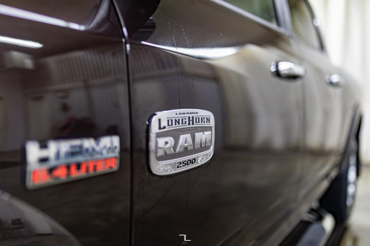 2016 Ram 2500 4x4 Crew Cab Longhorn HEMI Leather Nav BCam Red Deer AB