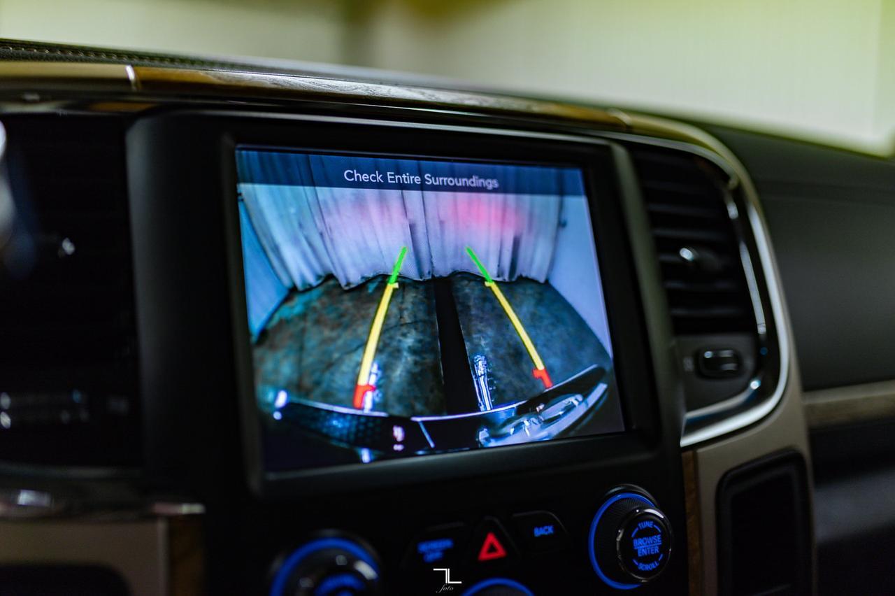 2016 Ram 2500 4x4 Crew Cab Longhorn HEMI Leather Nav BCam Red Deer AB