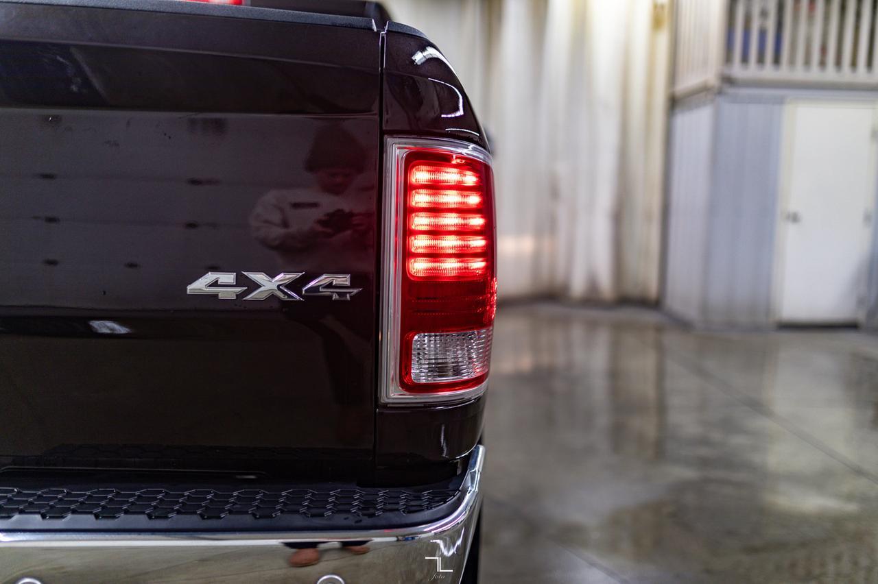 2016 Ram 2500 4x4 Crew Cab Longhorn HEMI Leather Nav BCam Red Deer AB