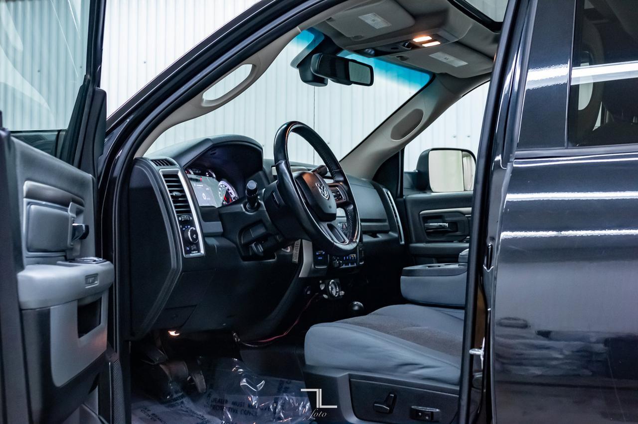 2016 Ram 2500 4x4 Crew Cab Power Wagon HEMI Roof BCam Red Deer AB