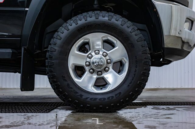 2016 Ram 2500 4x4 Crew Cab Power Wagon HEMI Roof BCam Red Deer AB