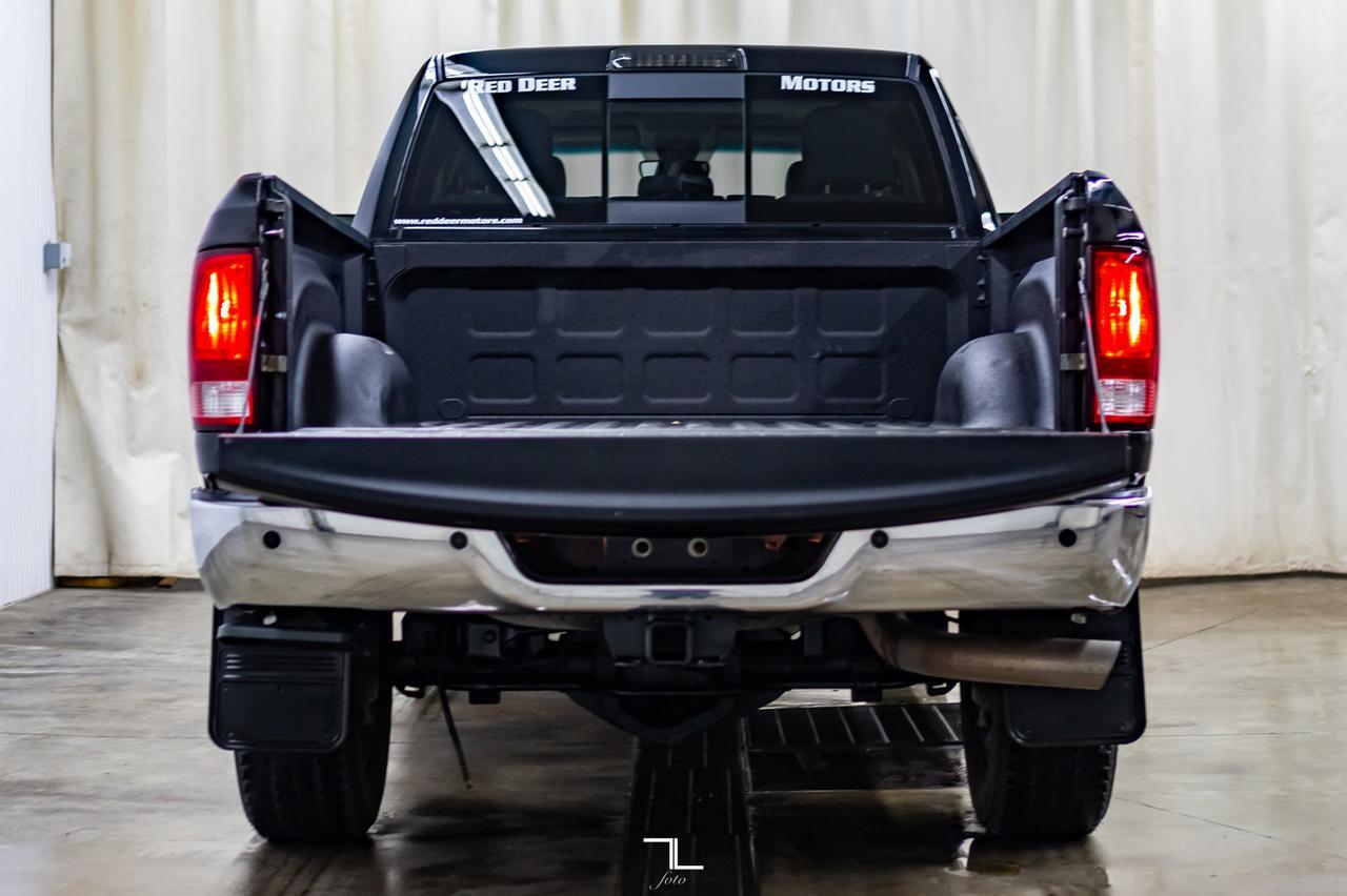 2016 Ram 2500 4x4 Crew Cab SLT Diesel Nav Roof BCam Red Deer AB