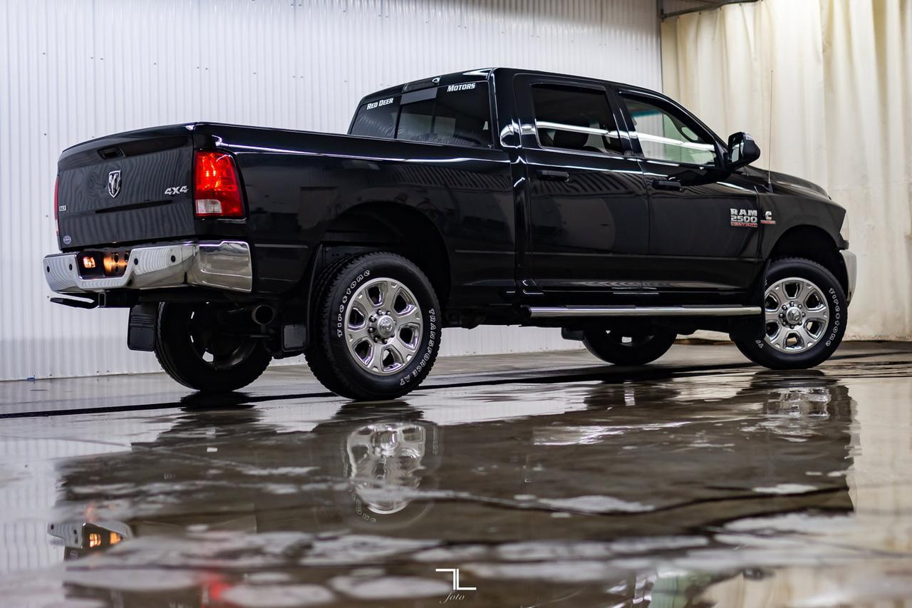 2016 Ram 2500 4x4 Crew Cab SLT Diesel Nav Roof BCam Red Deer AB