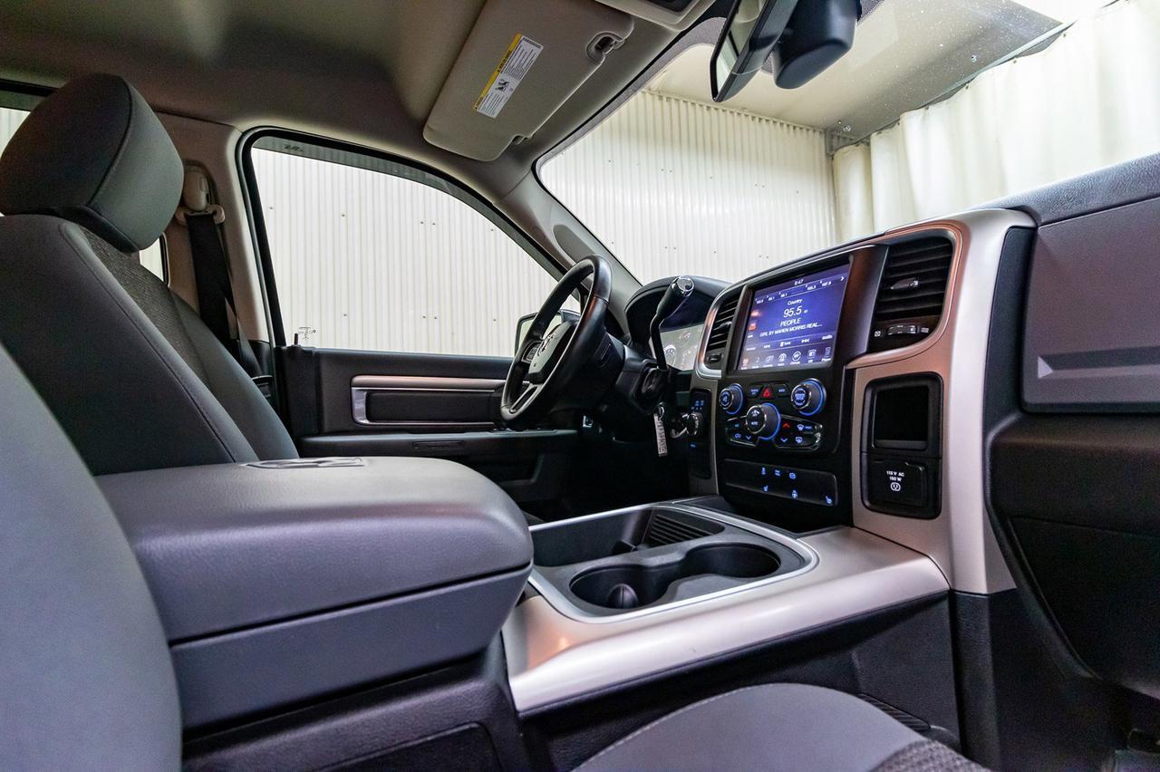 2016 Ram 2500 4x4 Crew Cab SLT Diesel Red Deer AB