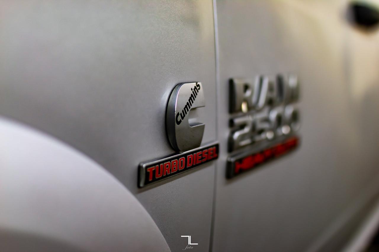 2016 Ram 2500 4x4 Crew Cab SLT Diesel Roof BCam Red Deer AB