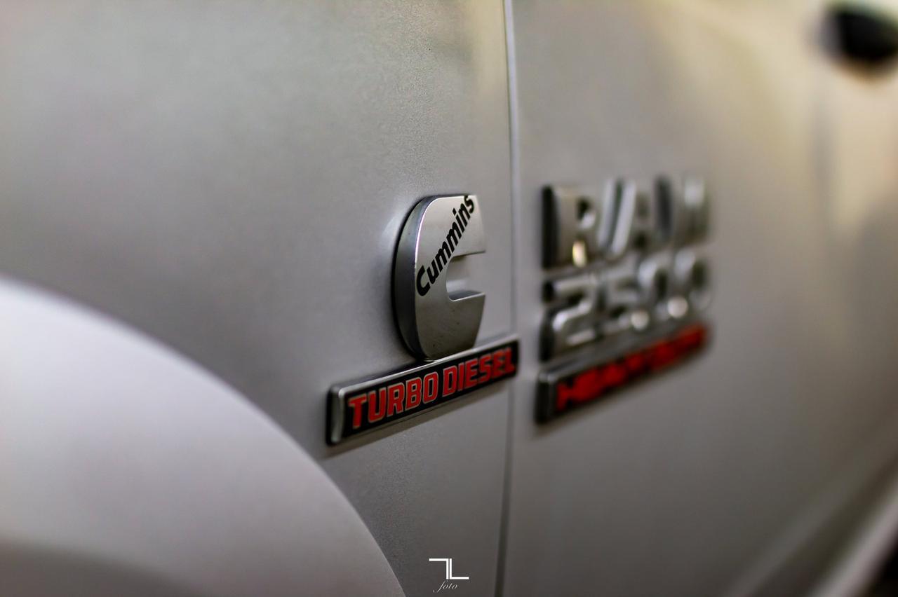 2016 Ram 2500 4x4 Crew Cab SLT Diesel Roof BCam Red Deer AB