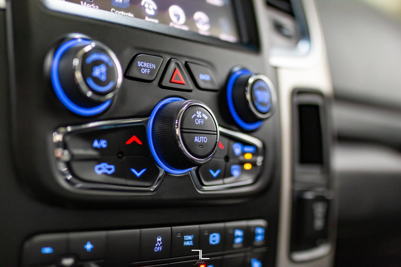 2016 Ram 2500 4x4 Crew Cab SLT Diesel Roof BCam Red Deer AB