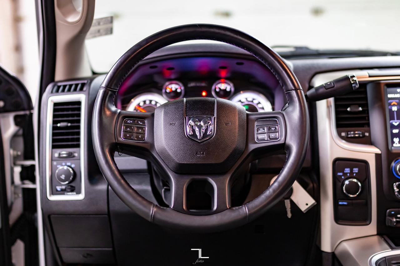 2016 Ram 2500 4x4 Crew Cab SLT Diesel Roof BCam Red Deer AB