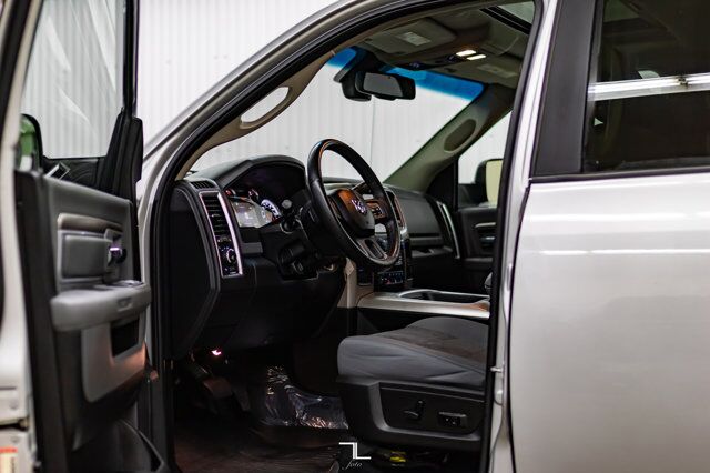 2016 Ram 2500 4x4 Crew Cab SLT Diesel Roof BCam Red Deer AB