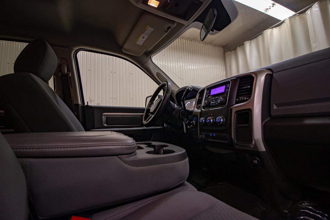 2016 Ram 2500 4x4 Crew Cab SLT Red Deer AB