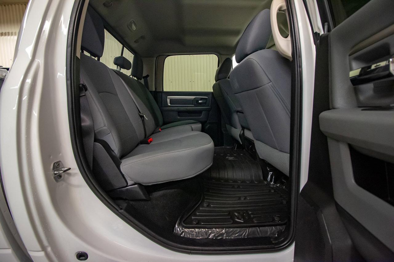 2016 Ram 2500 4x4 Crew Cab SLT Red Deer AB