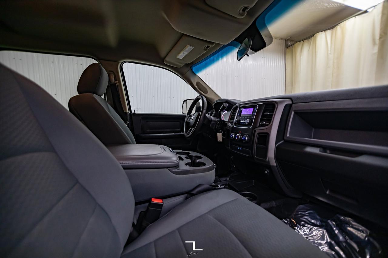 2016 Ram 2500 4x4 Crew Cab SXT HEMI Fuel Wheels Red Deer AB