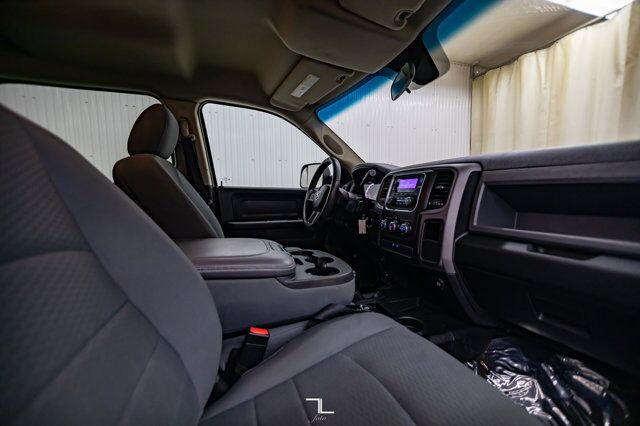 2016 Ram 2500 4x4 Crew Cab SXT HEMI Fuel Wheels Red Deer AB