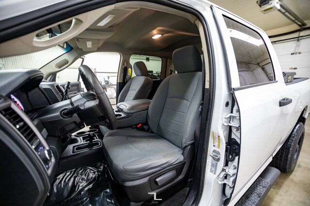 2016 Ram 2500 4x4 Crew Cab SXT HEMI Fuel Wheels Red Deer AB