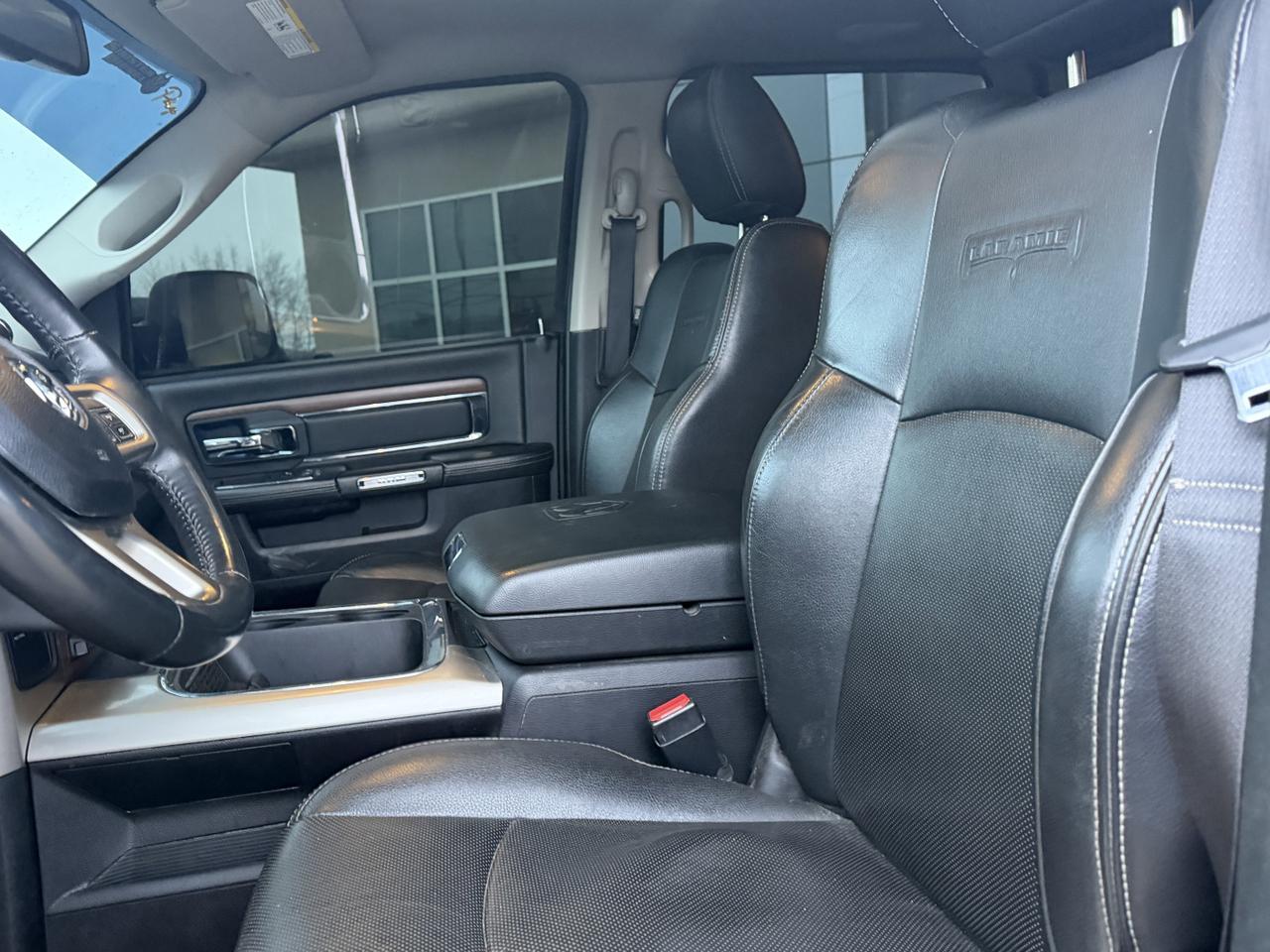 2016 Ram 2500 Laramie | Cummins Turbo Diesel | Leather Heated Vented Seats | Power Sunroof | NAV | Remote Start Redwater AB