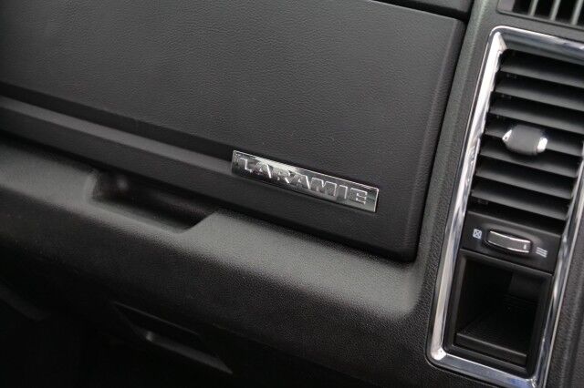 2016 Ram 2500 Laramie 4X4 / 6.4L V8 / Cooled Seats / 5th Wheel! High Point NC