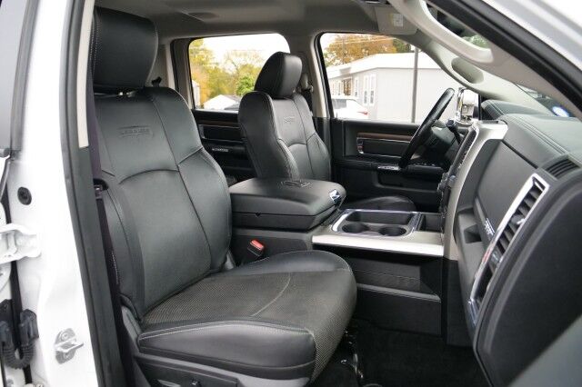 2016 Ram 2500 Laramie 4X4 / 6.4L V8 / Cooled Seats / 5th Wheel! High Point NC