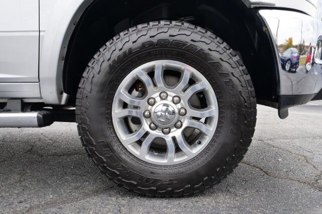 2016 Ram 2500 Laramie 4X4 / 6.4L V8 / Cooled Seats / 5th Wheel! High Point NC