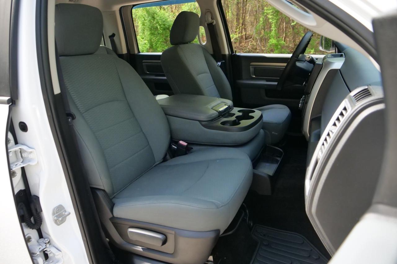 2016 Ram 2500 SLT 4X4 / Turbo Diesel / Rough Country Winch! Lincolnton NC