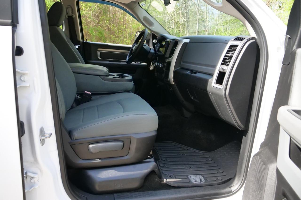 2016 Ram 2500 SLT 4X4 / Turbo Diesel / Rough Country Winch! Lincolnton NC