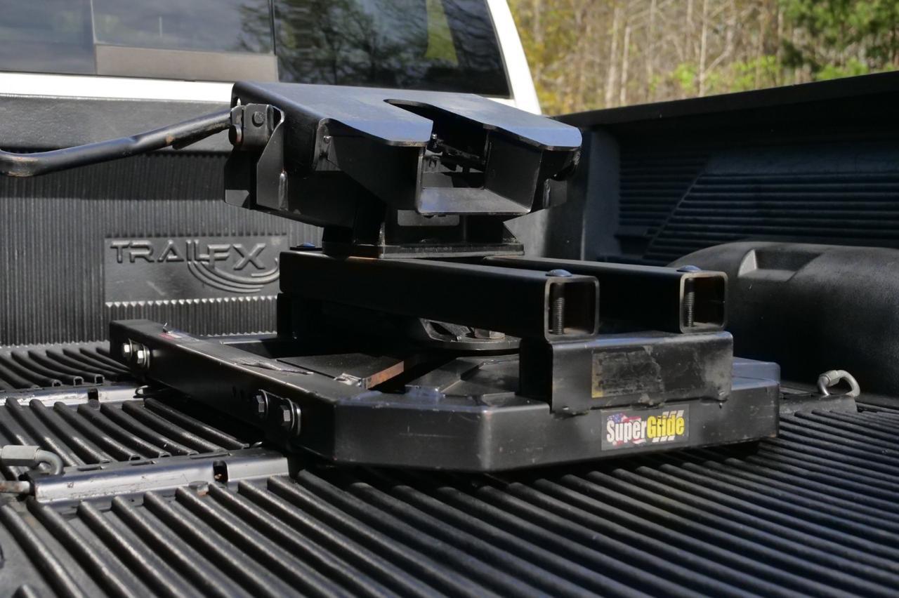 2016 Ram 2500 SLT 4X4 / Turbo Diesel / Rough Country Winch! Lincolnton NC