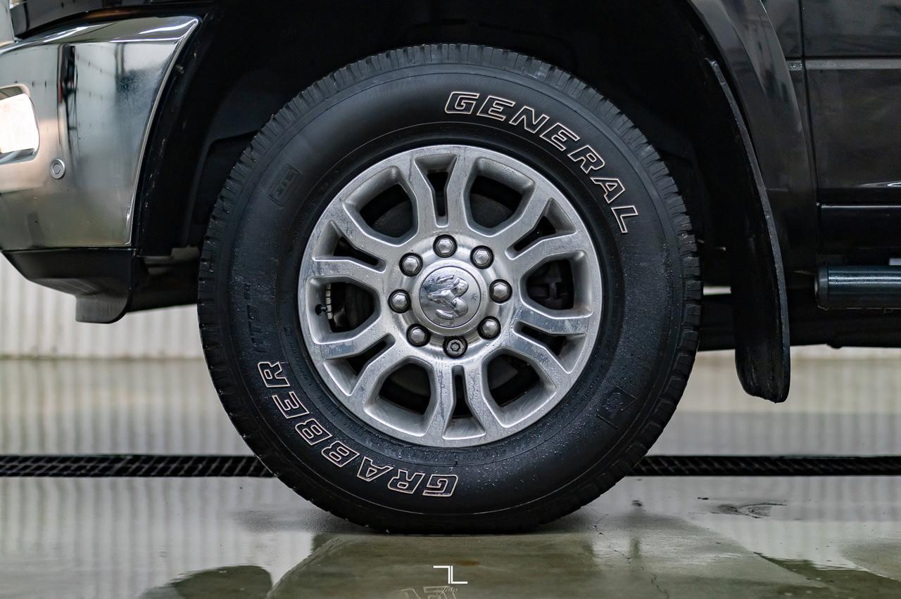 2016 Ram 3500 4x4 Crew Cab Laramie Diesel AISIN Leather Roof Nav Red Deer AB