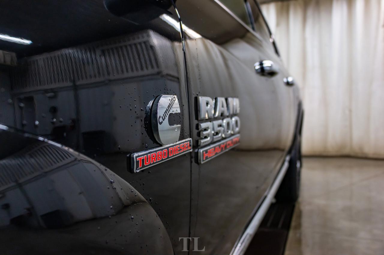 2016 Ram 3500 4x4 Crew Cab Limited Diesel Leather Roof Nav Red Deer AB