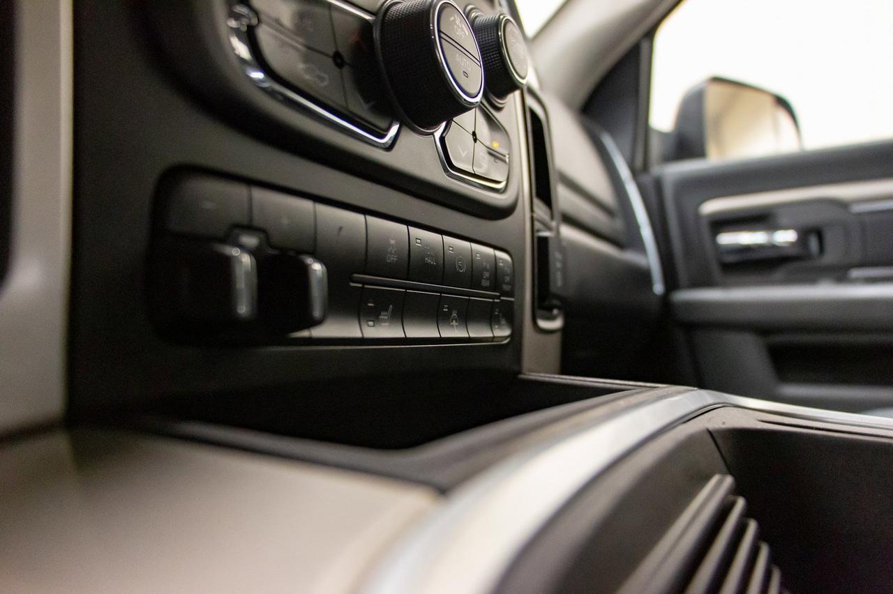 2016 Ram 3500 4x4 Crew Cab SLT Diesel Dually Red Deer AB