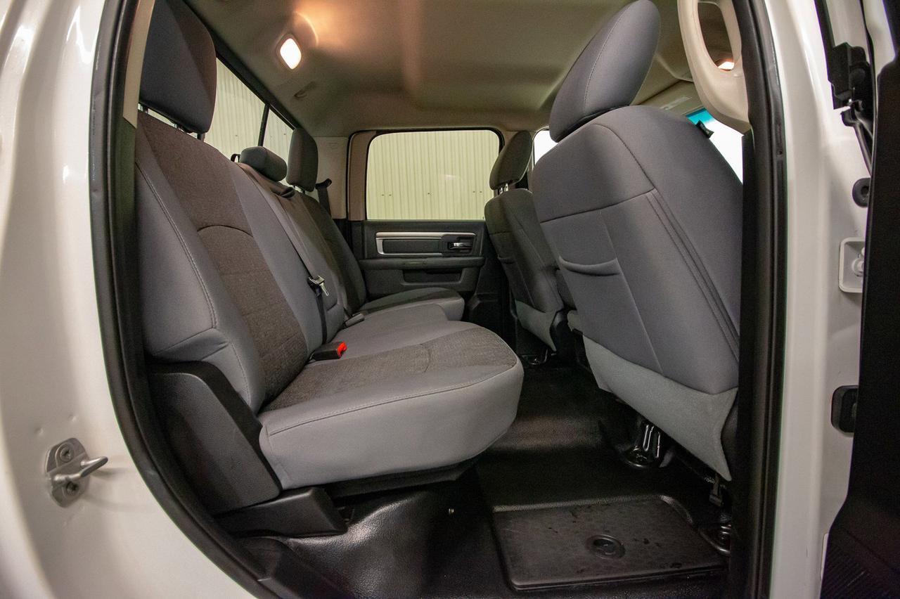 2016 Ram 3500 4x4 Crew Cab SLT Diesel Dually Red Deer AB