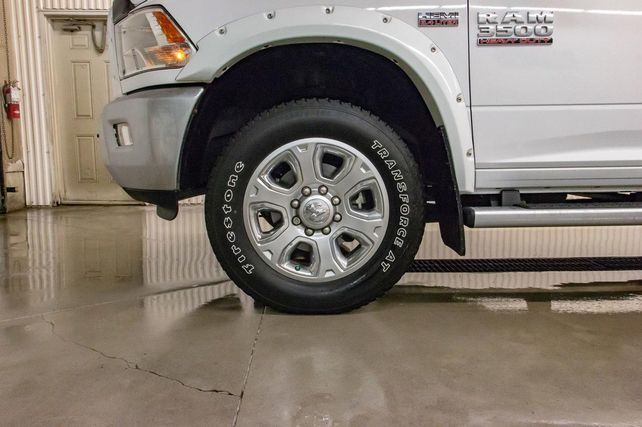 2016 Ram 3500 4x4 Crew Cab SLT HEMI Red Deer AB