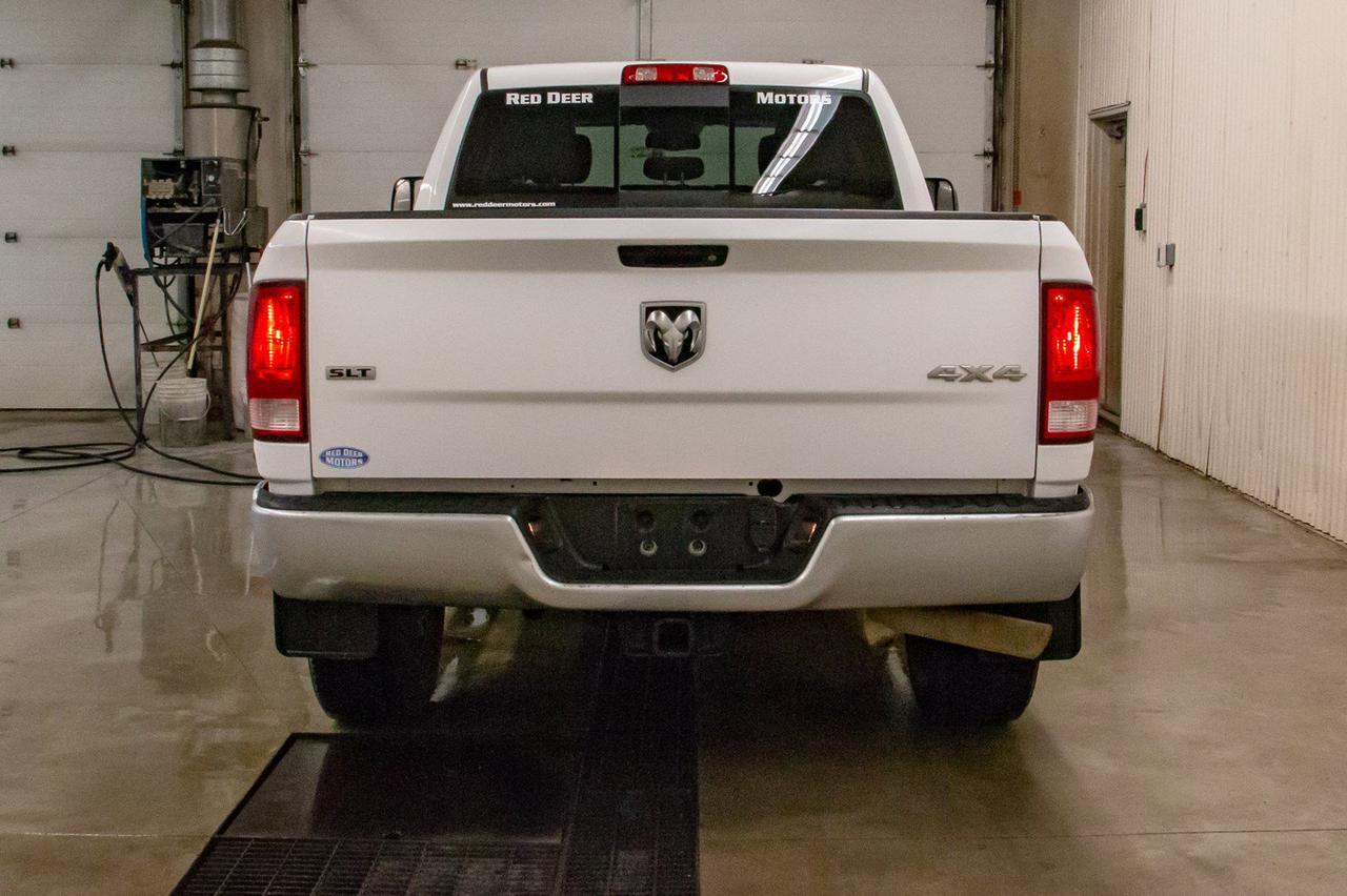 2016 Ram 3500 4x4 Crew Cab SLT HEMI Red Deer AB