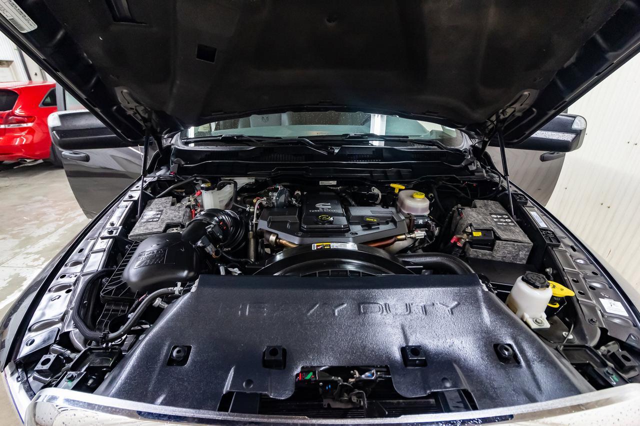 2016 Ram 3500 4x4 Crew Cab SLT Longbox Diesel AISIN Leather Red Deer AB