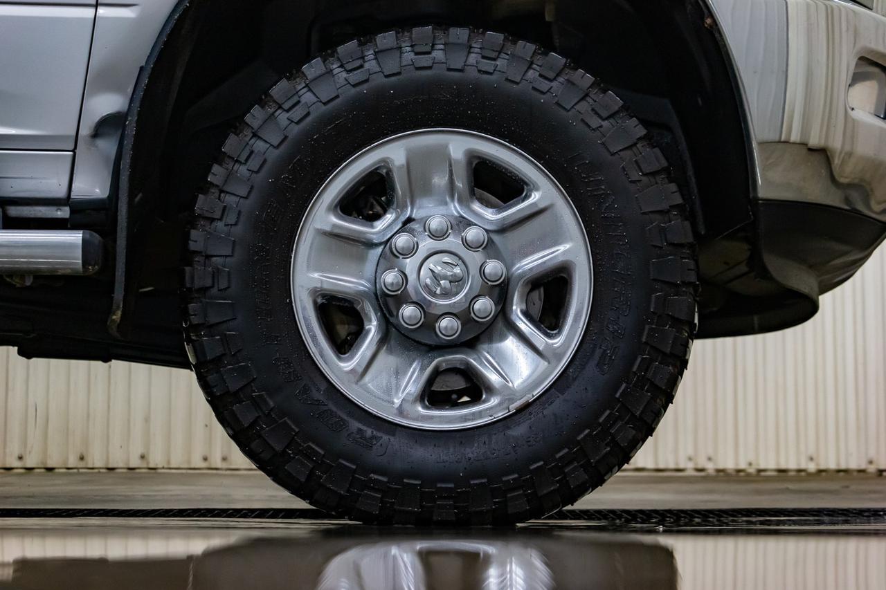 2016 Ram 3500 4x4 Crew Cab SLT Longbox Diesel Manual Red Deer AB
