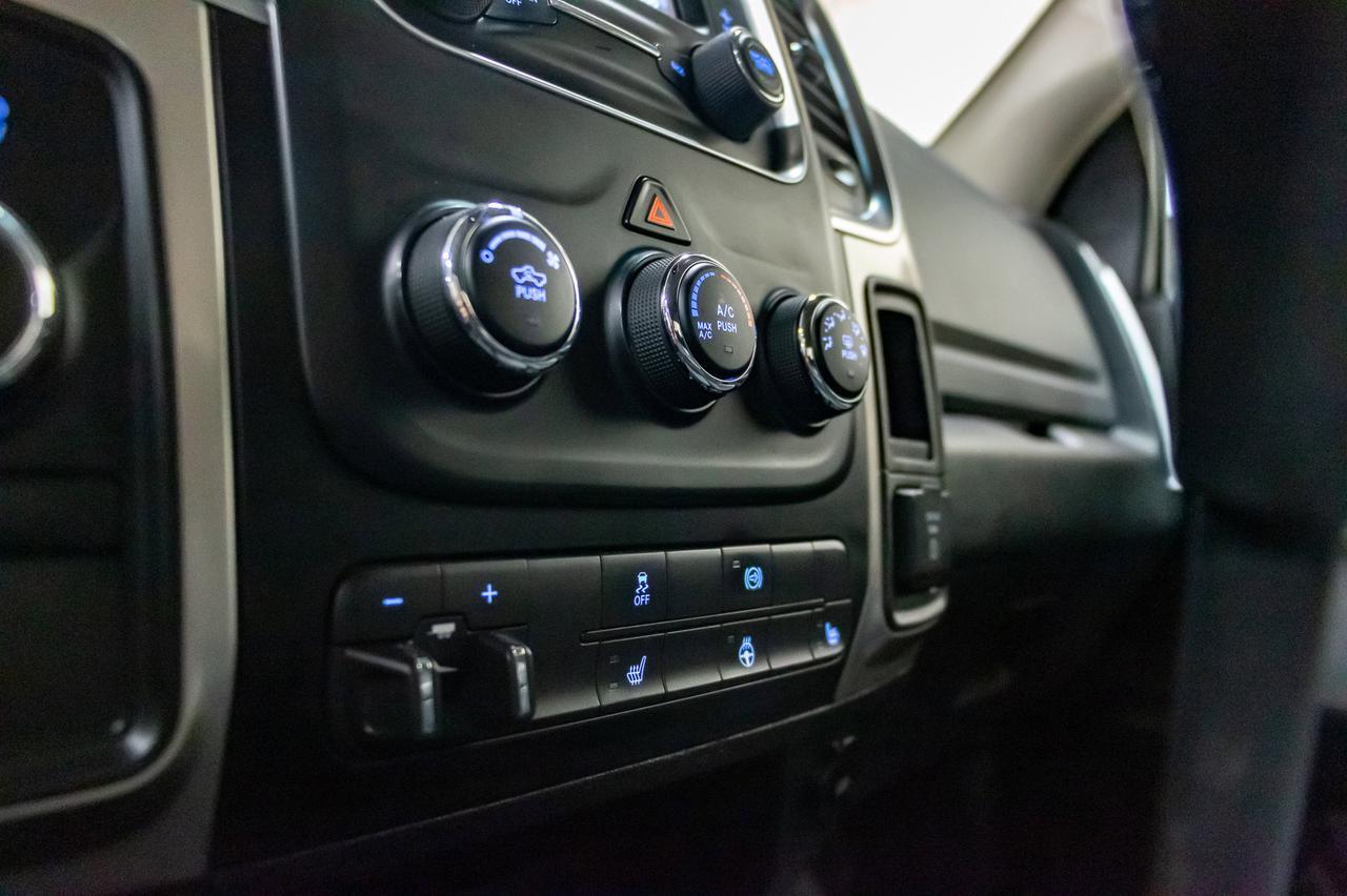 2016 Ram 3500 4x4 Crew Cab SLT Longbox Diesel Manual Red Deer AB