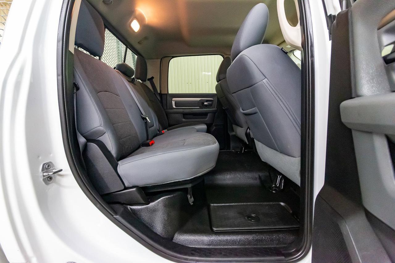 2016 Ram 3500 4x4 Crew Cab SLT Longbox Red Deer AB