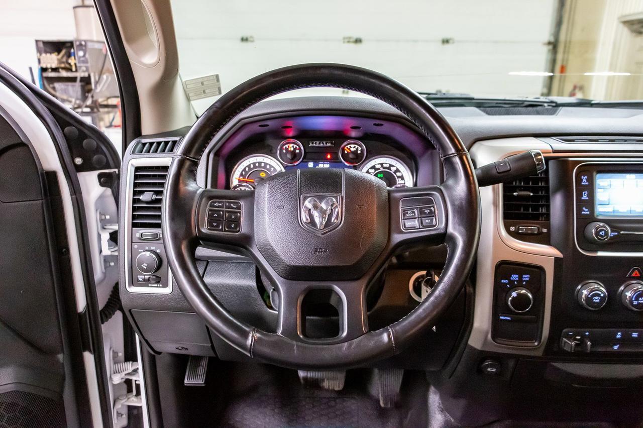 2016 Ram 3500 4x4 Crew Cab SLT Longbox Red Deer AB