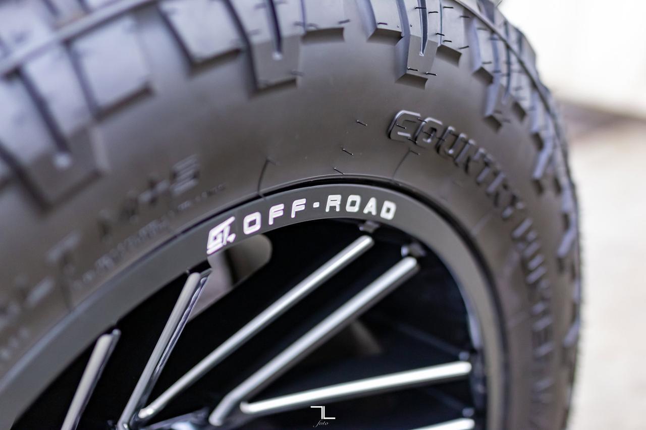 2016 Ram 3500 4x4 Crew Cab SLT Megatron Diesel 8" Lift Red Deer AB