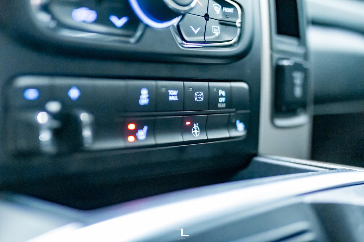 2016 Ram 3500 4x4 Crew Cab SLT Megatron Diesel 8" Lift Red Deer AB