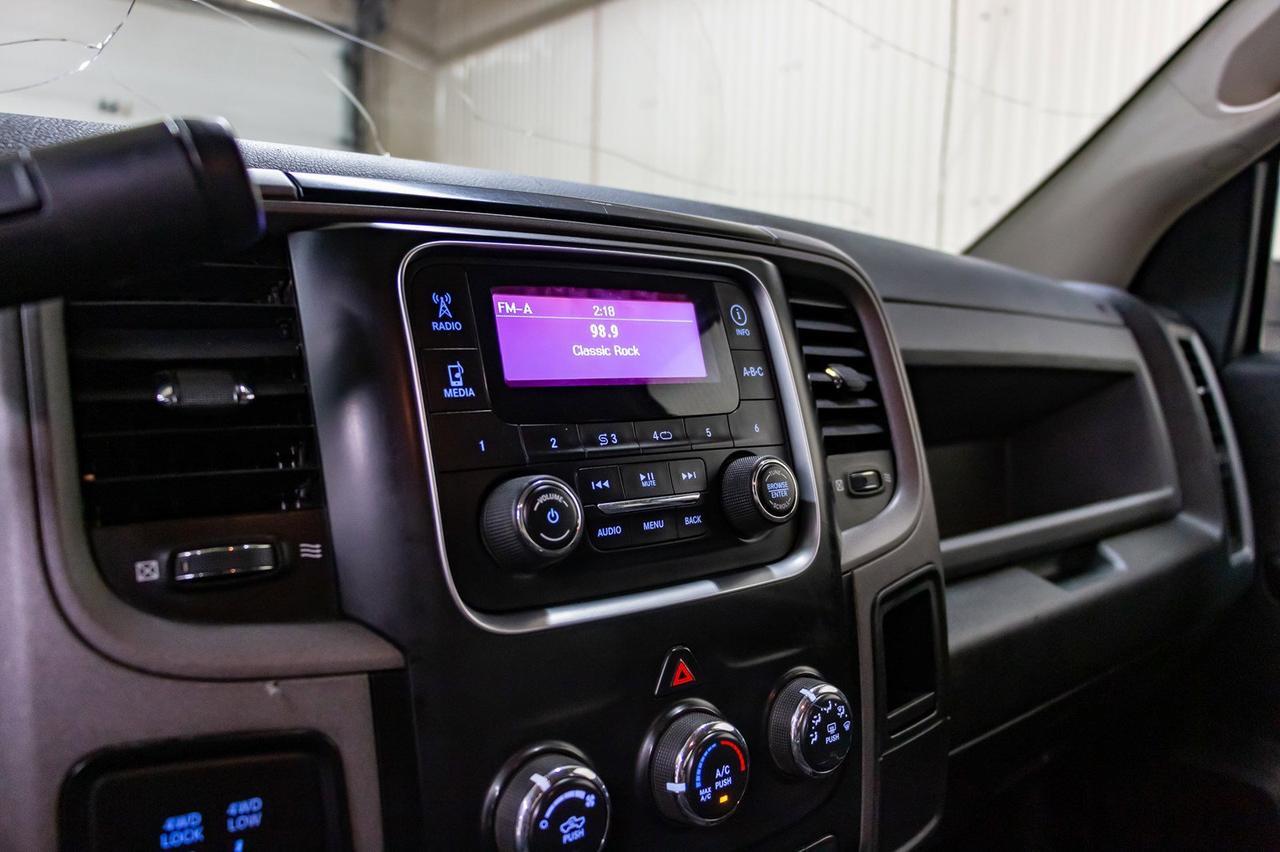 2016 Ram 3500 4x4 Crew Cab ST DRW Deck Red Deer AB