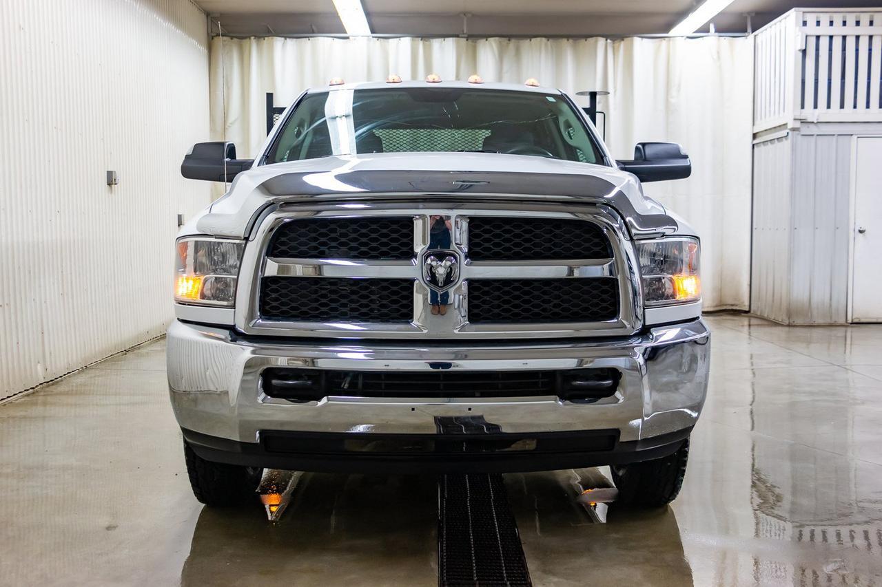 2016 Ram 3500 4x4 Crew Cab ST DRW Deck Red Deer AB