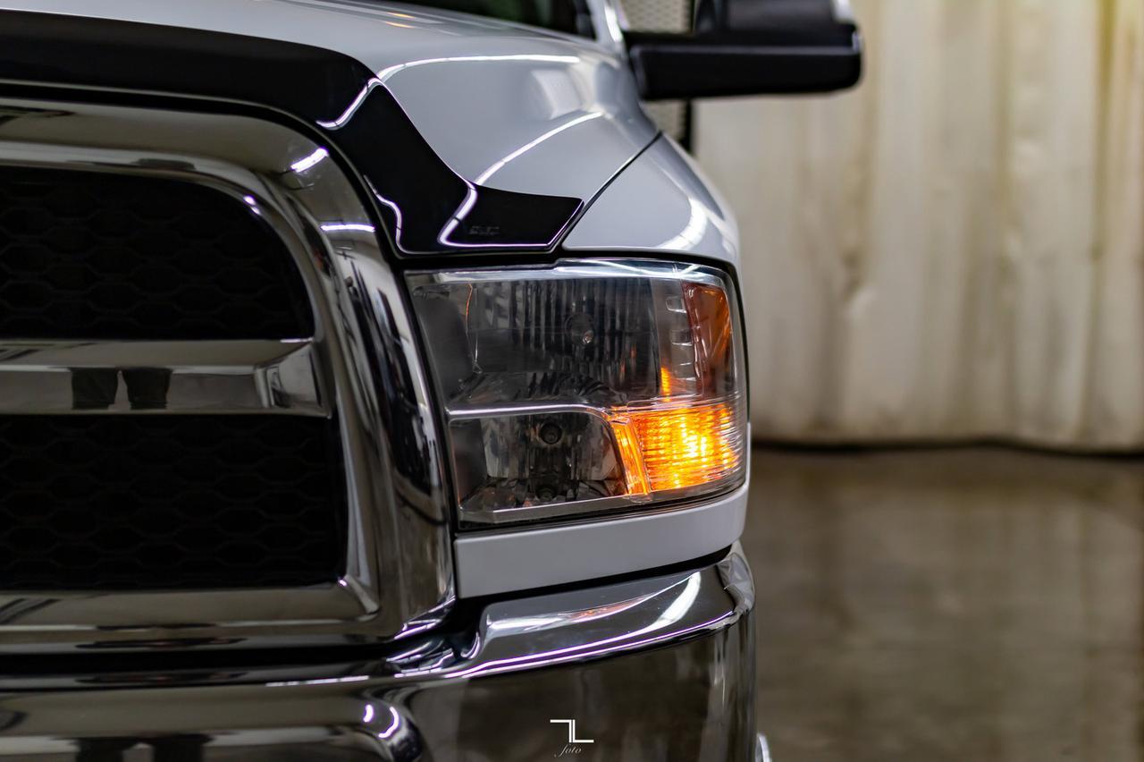 2016 Ram 3500 4x4 Crew Cab ST Deck HEMI Red Deer AB