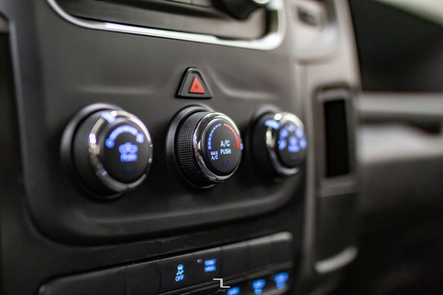 2016 Ram 3500 4x4 Crew Cab ST Deck HEMI Red Deer AB