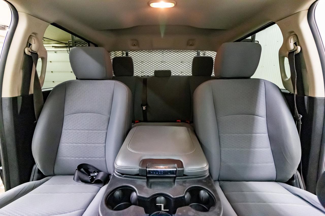 2016 Ram 3500 4x4 Crew Cab ST Deck HEMI Red Deer AB