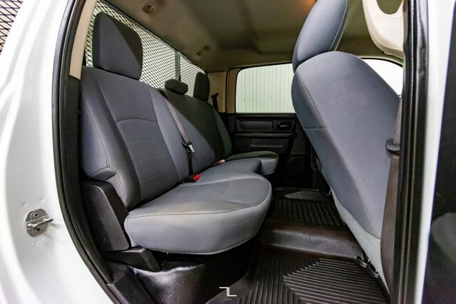 2016 Ram 3500 4x4 Crew Cab ST Deck HEMI Red Deer AB