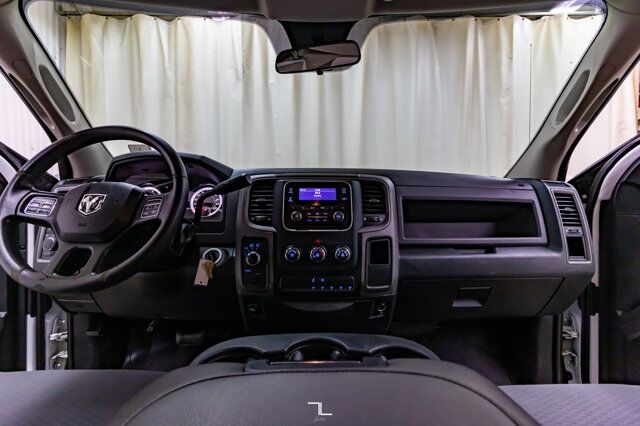 2016 Ram 3500 4x4 Crew Cab ST Deck HEMI Red Deer AB