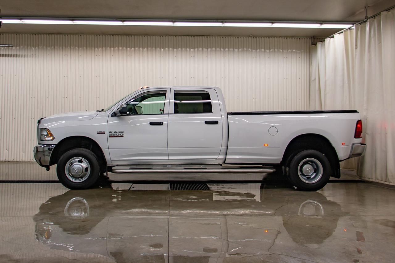 2016 Ram 3500 4x4 Crew Cab SXT Dually Red Deer AB