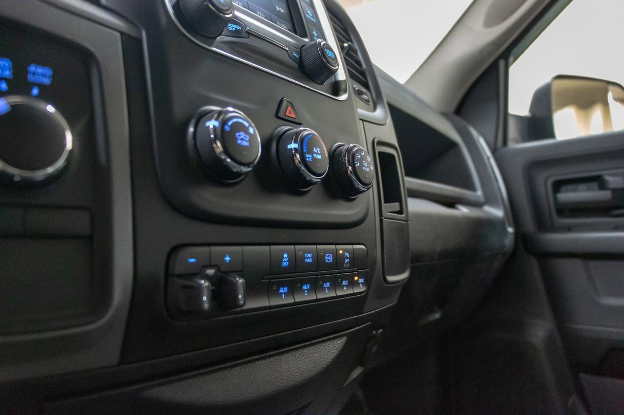 2016 Ram 3500 4x4 Crew Cab SXT Longbox Diesel Red Deer AB