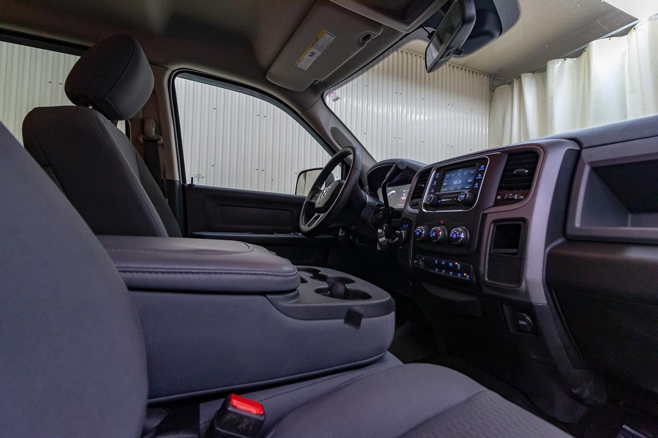 2016 Ram 3500 4x4 Crew Cab SXT Longbox Diesel Red Deer AB