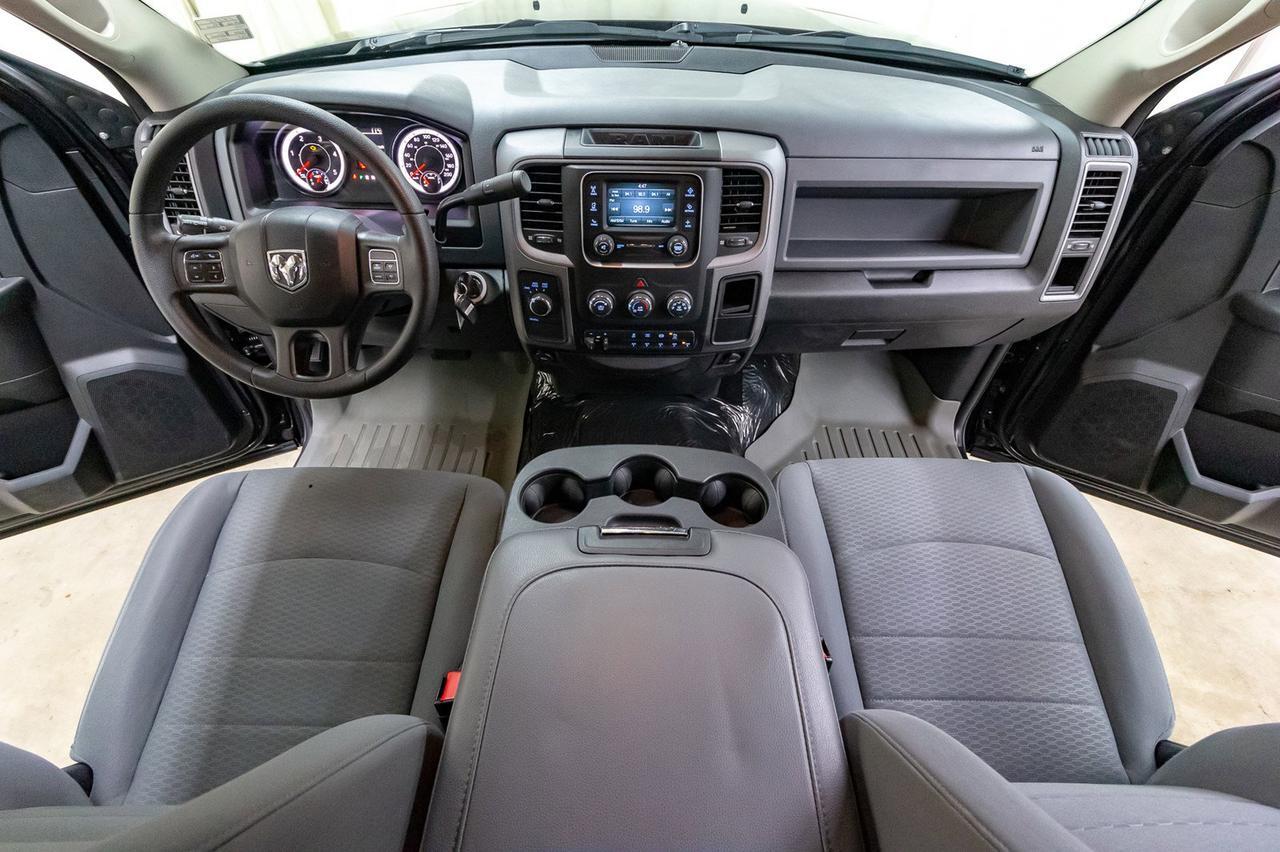 2016 Ram 3500 4x4 Crew Cab SXT Longbox Diesel Red Deer AB